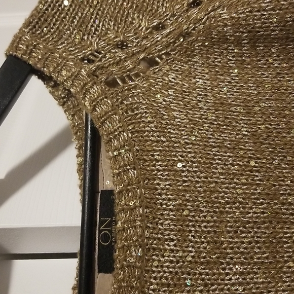 Knit sweater with sheer back and sequins - Picture 5 of 5